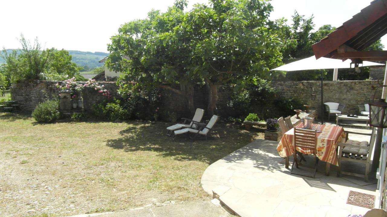 Chatel De Bierre Sigy-le-Châtel Exterior foto